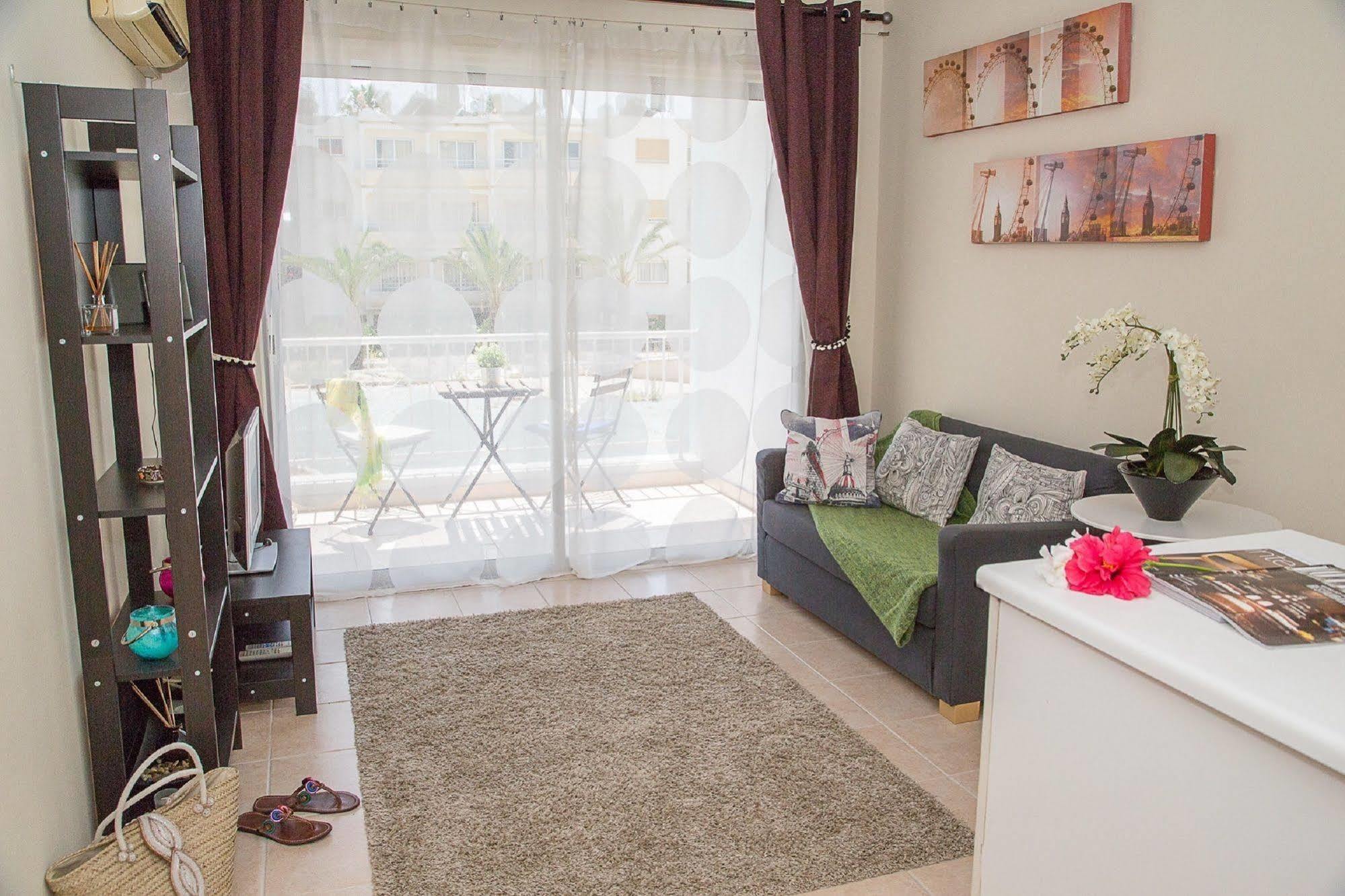 Paphos Love Nest Apartment Buitenkant foto
